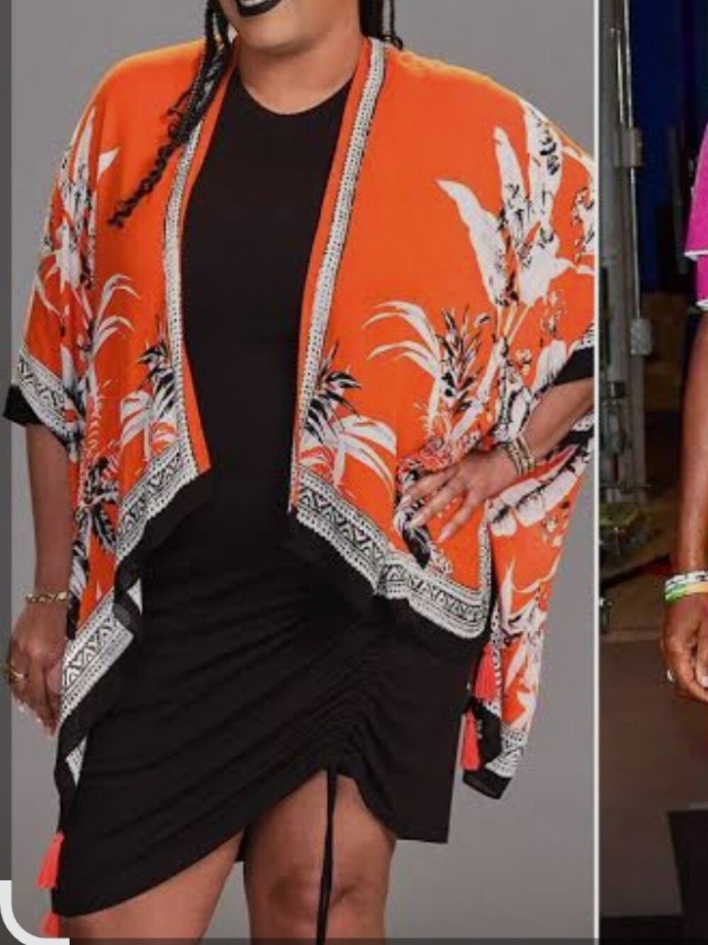Vince Camuto Orange Floral Print Top with Contrast Trim